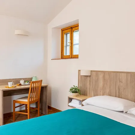 Farm stay Azienda Agricola Club Le Cannelle