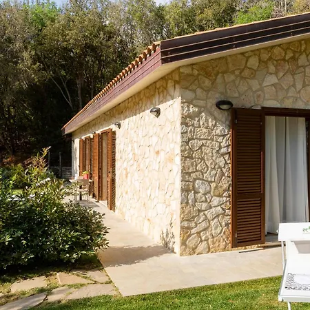 Azienda Agricola Club Le Cannelle Farm stay